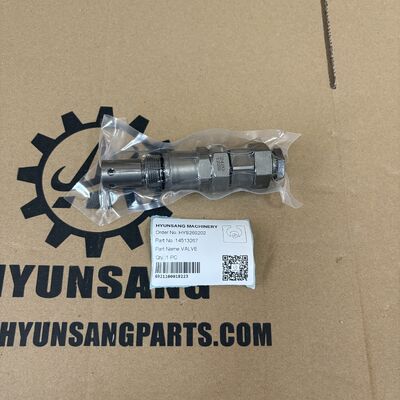 Excavator Parts Main Relief Valve 14513267 For  EC135B EC140D EC210D EC240C